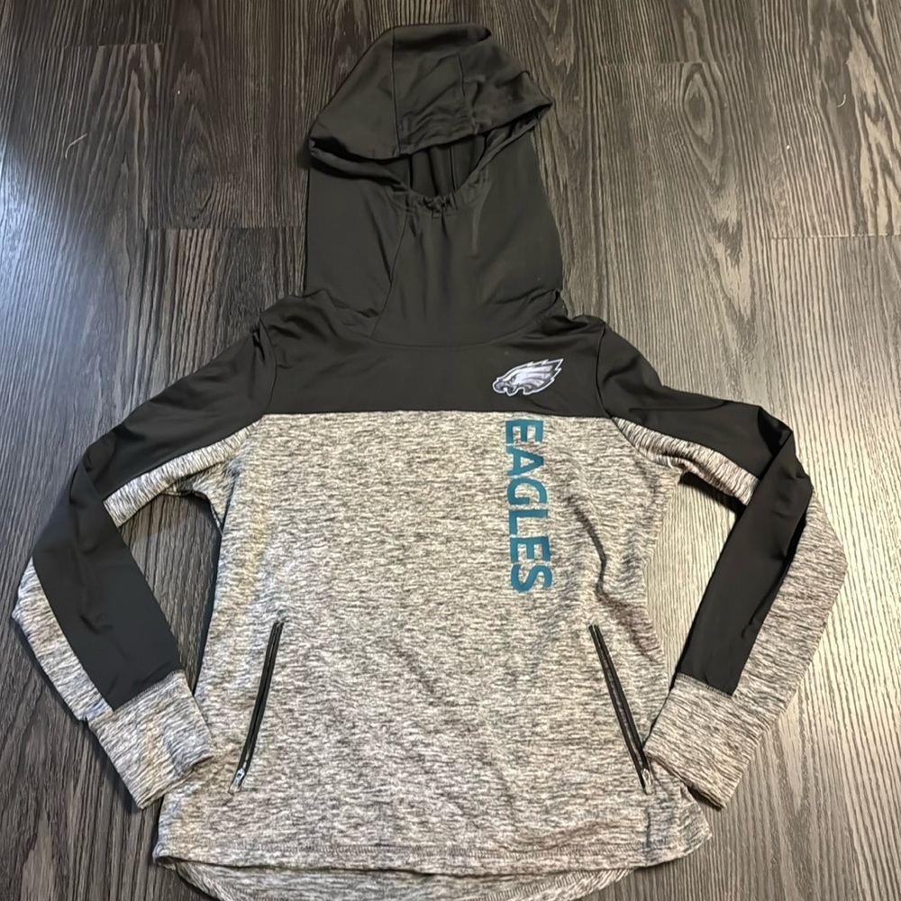 🍍NFL PHILADELPHIA EAGLES HOODIE🍍Sz🍍L🍍pit to pit 20”🍍length 23”🍍pockets